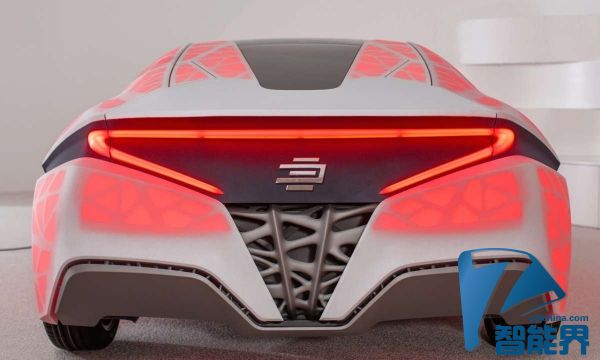 3D打印“光繭”概念車www.pf27.cn智能界2.jpg