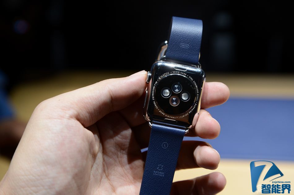 科技發(fā)燒友，Apple Watch 根本不是你的菜!