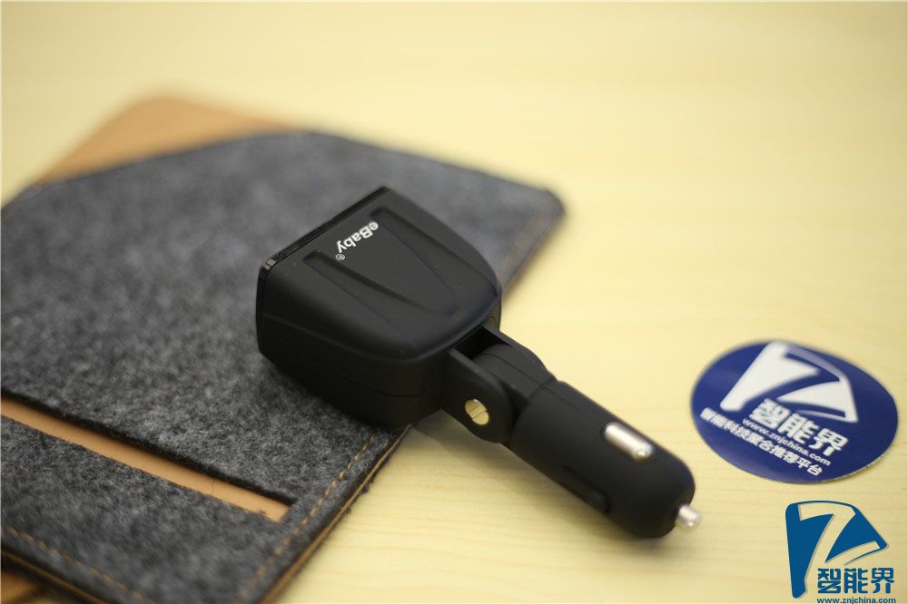 eBaby USB萬能充電器，車載充電好幫手