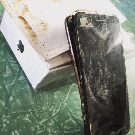 iPhone 7也爆炸了？蘋果股價聞訊下跌還拖累了納指