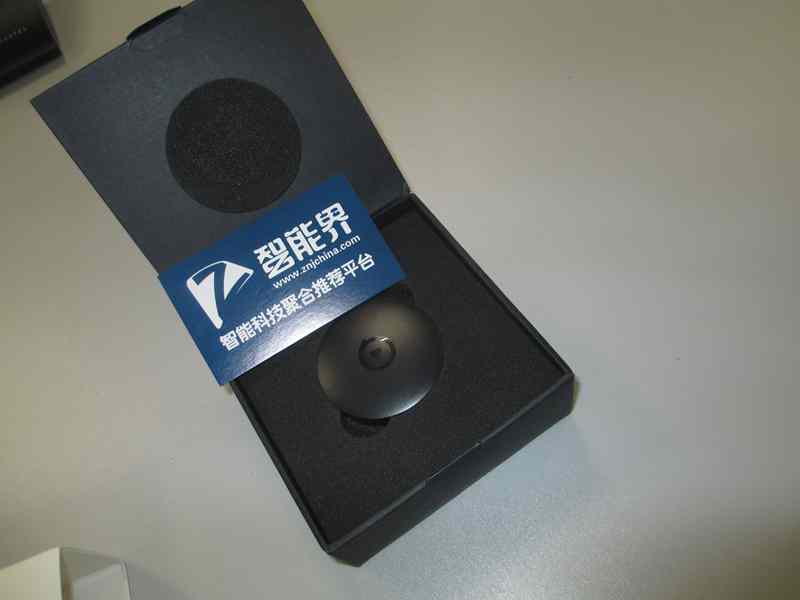 小巧大智慧，一鍵投影不是夢(mèng)---愛(ài)奇藝電視果評(píng)測(cè)