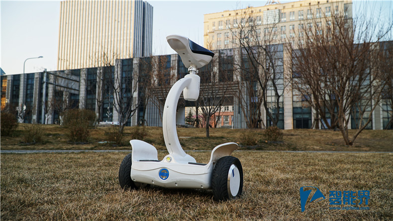 這樣玩具你喜歡嗎？愛爾威（Airwheel）S8Mini評(píng)測(cè)