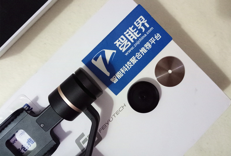 飛宇SPG C云臺上手體驗：穩(wěn)如雞頭，拍片搭檔！