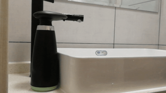 1529857942153709.gif