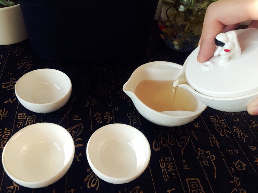 泊喜時光小黑盒中秋登月款一一喝出的是味道，品出的是意境