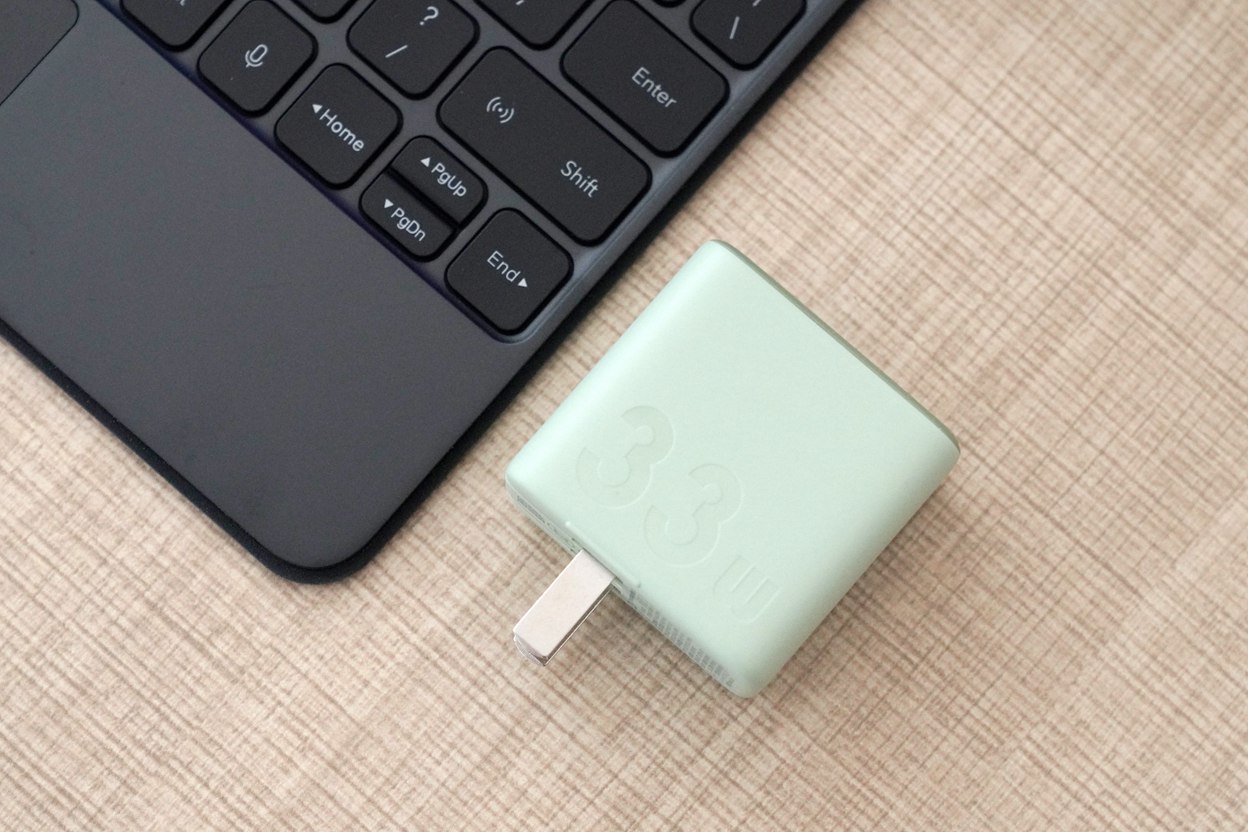 紫米33W雙口充電器體驗：雙口快充，滿足日常需求