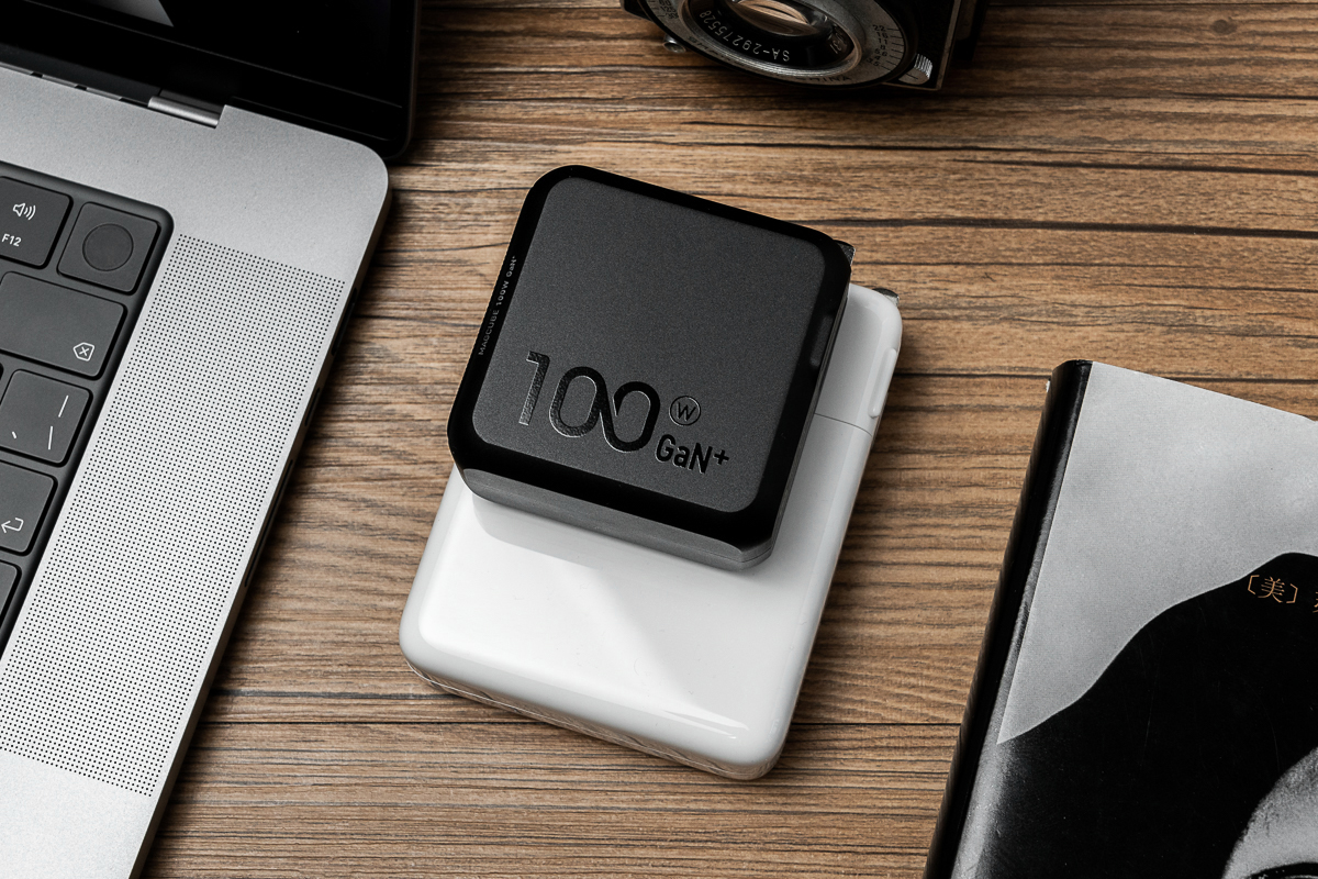 MacBook Pro 2021最佳平替充電器，Aohi Magcube 100W GaN快充上手體驗
