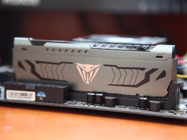 喜歡內(nèi)存超頻新選擇，博帝蟒龍 DDR4 3600頻率鋼龍條臺(tái)式機(jī)內(nèi)存體驗(yàn)
