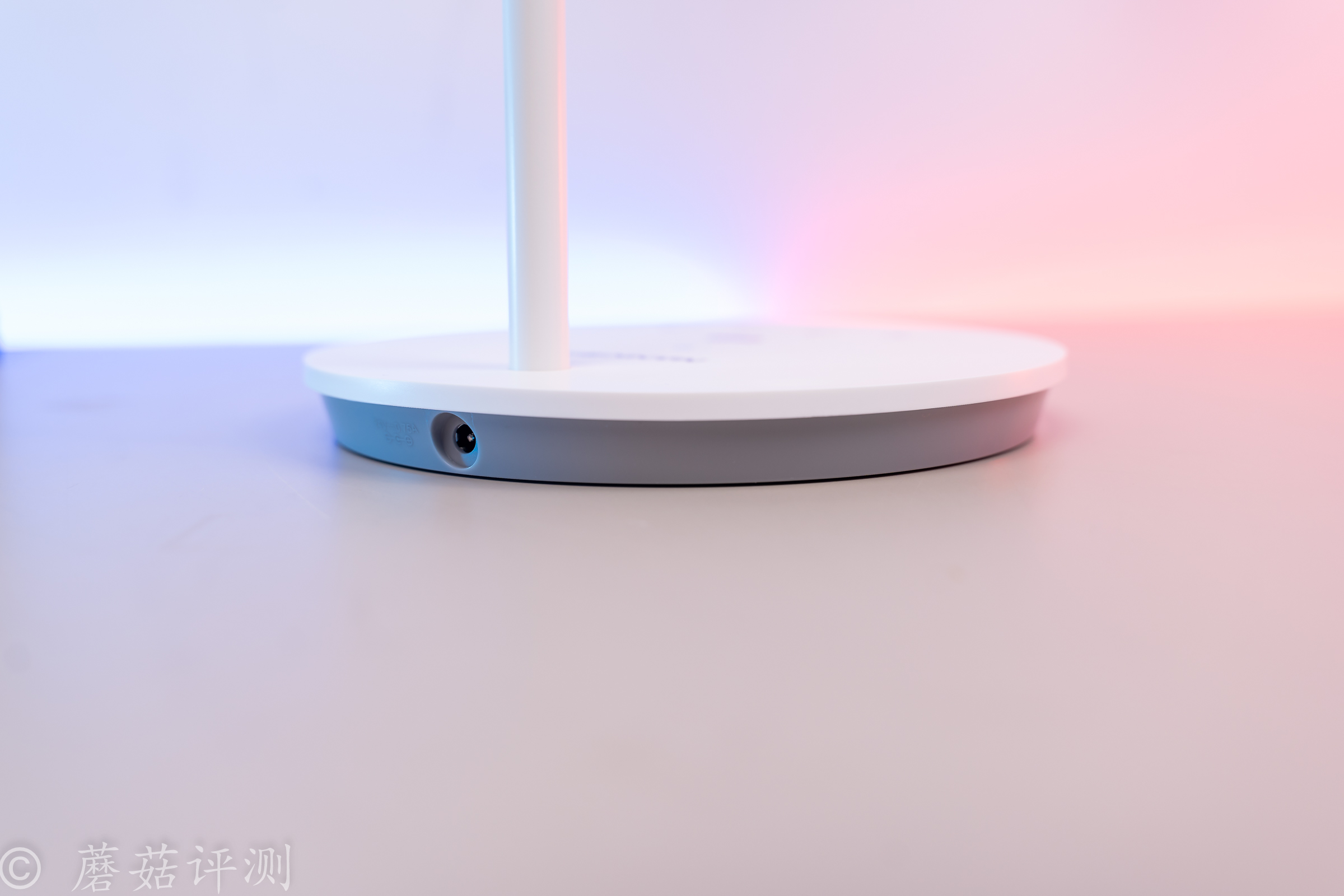13_20220706_南卡_NANK-L1護(hù)眼臺燈學(xué)生學(xué)習(xí)專用國AA級兒童寫作業(yè)床頭書桌宿舍臥室閱讀燈家用智能學(xué)習(xí)辦公臺燈_云白色.jpg