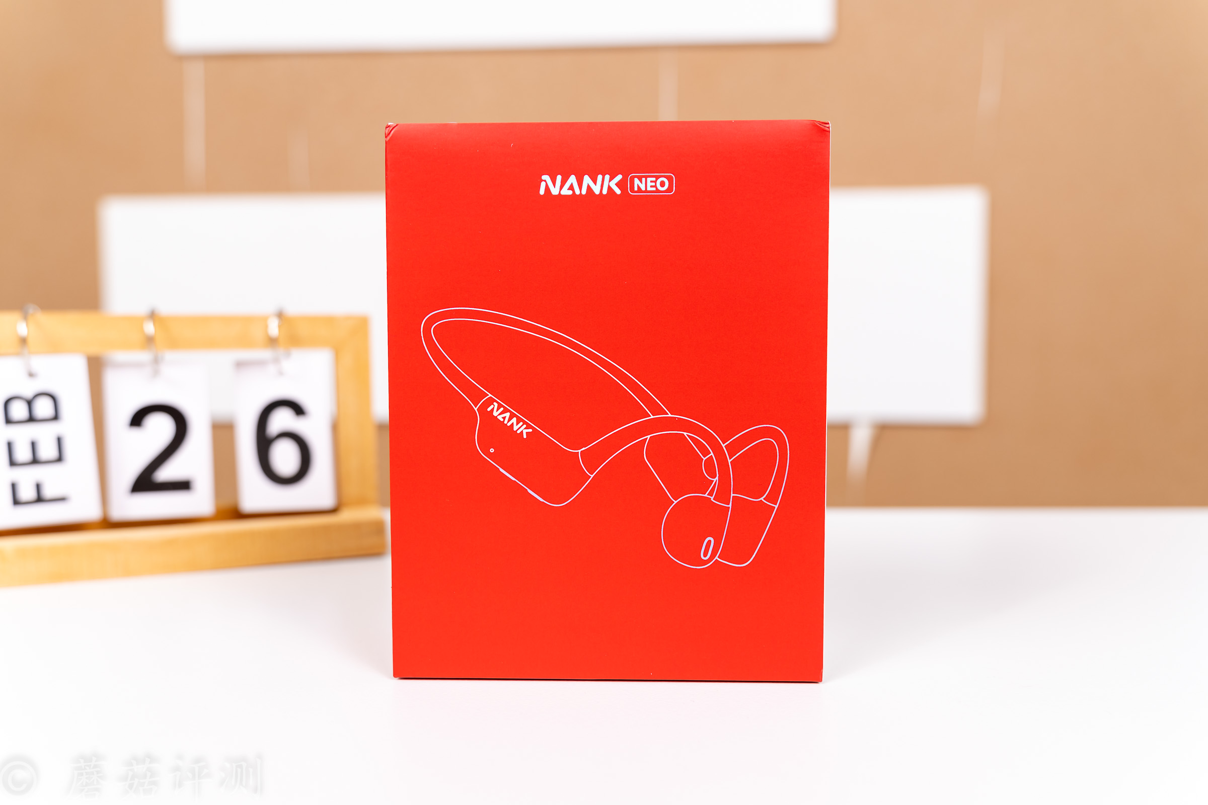 2_20230508_南卡（NANK）骨傳導(dǎo)耳機(jī)開(kāi)放式藍(lán)牙耳機(jī)專業(yè)跑步不入耳健身無(wú)線充電運(yùn)動(dòng)超長(zhǎng)續(xù)航NANK_NEO_朱砂紅.jpg