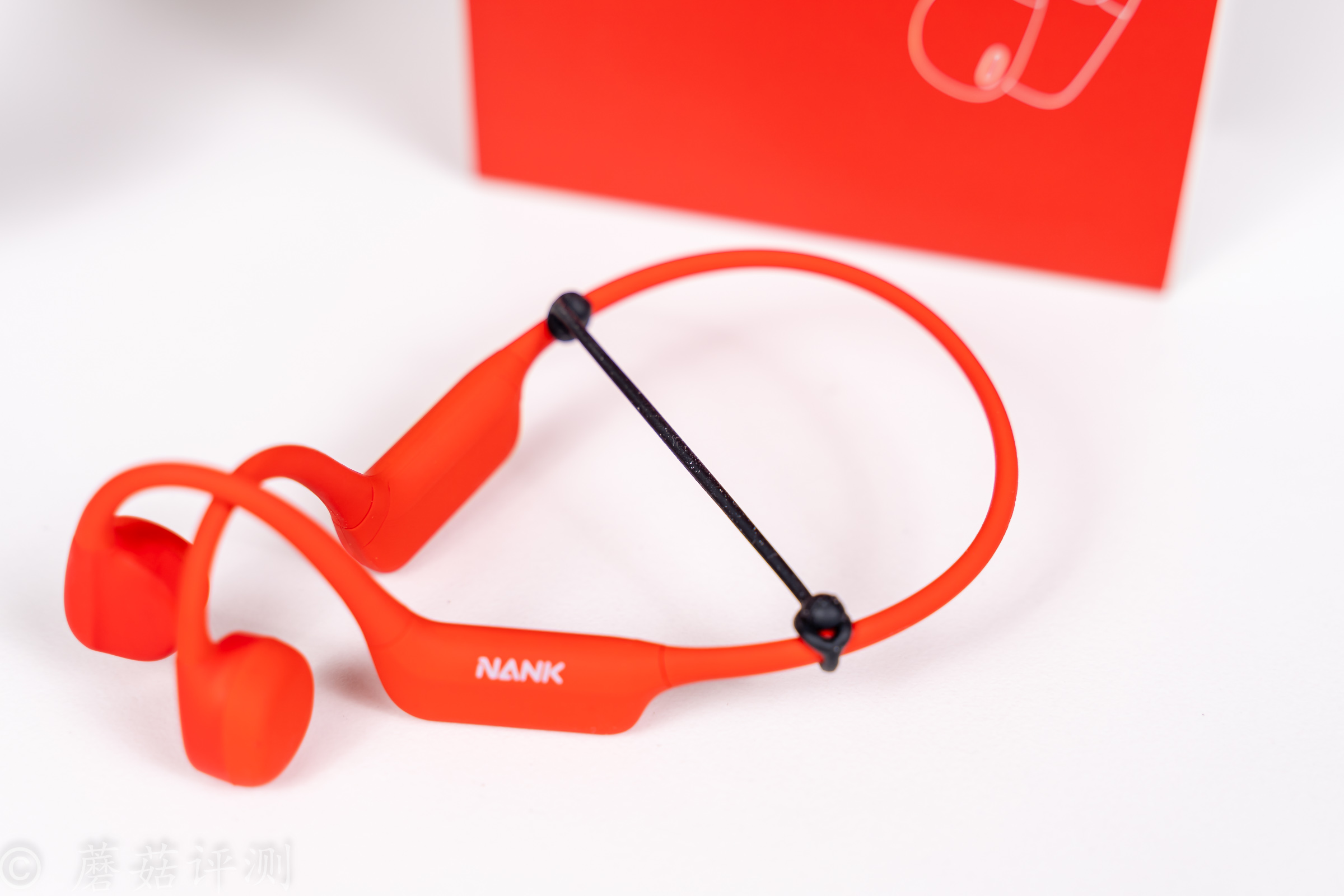 26_20230508_南卡（NANK）骨傳導(dǎo)耳機(jī)開放式藍(lán)牙耳機(jī)專業(yè)跑步不入耳健身無線充電運(yùn)動(dòng)超長續(xù)航NANK_NEO_朱砂紅.jpg